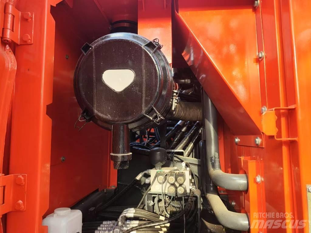 Doosan DX300LC-9c Rupsgraafmachines