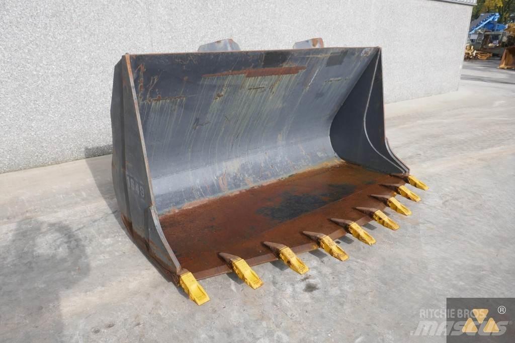 Volvo L120B Bucket Bakken
