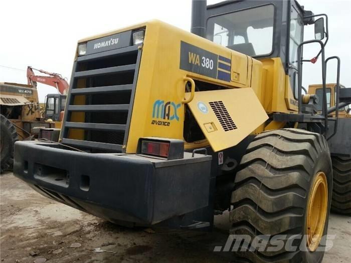 Komatsu WA 380-3 Wielladers