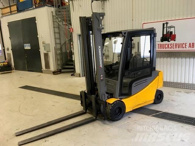 Jungheinrich EFG 320 Elektrische heftrucks