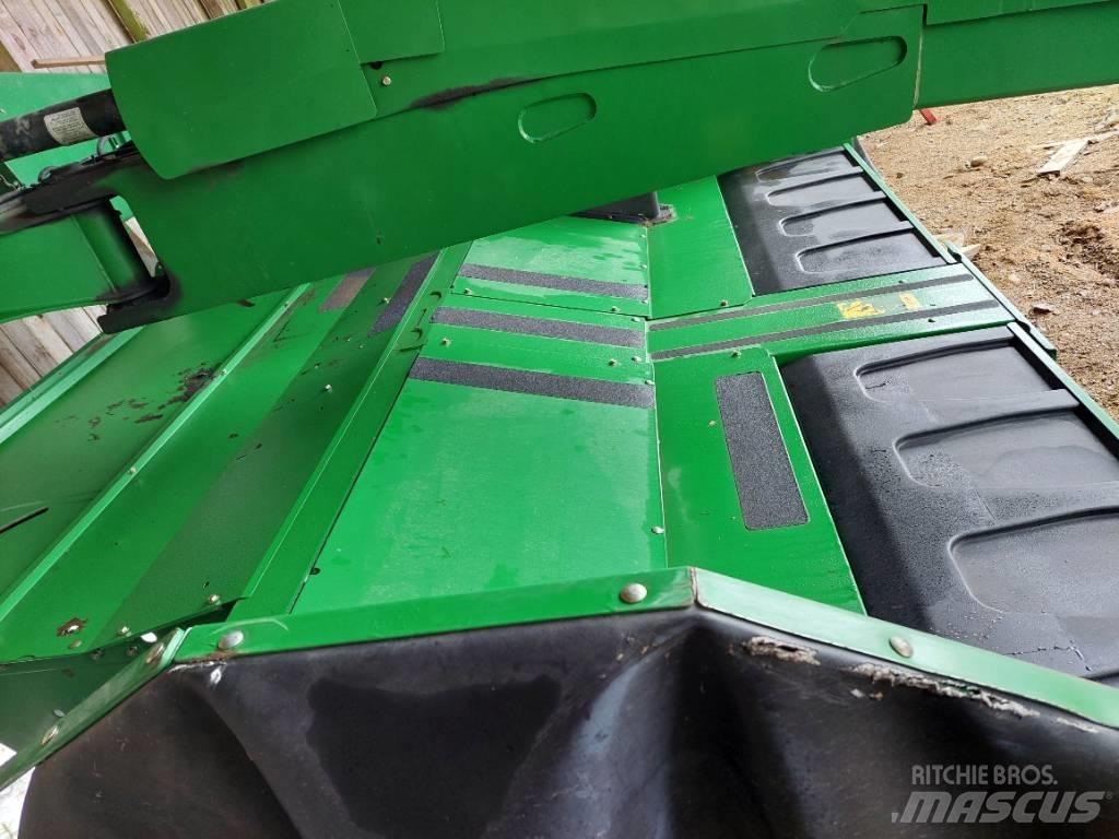John Deere 730 Maaikneuzers