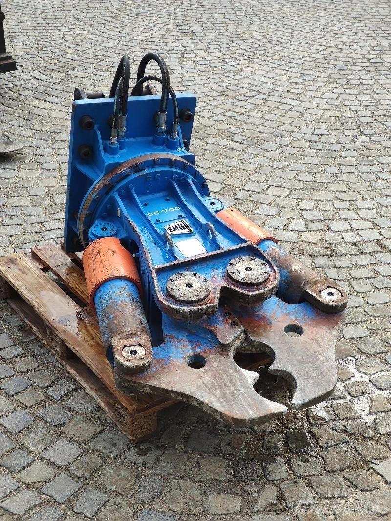  EMB CC700 Scharen