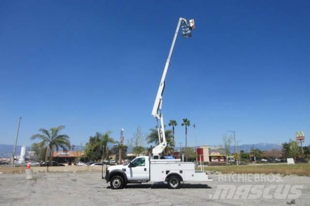 Ford F450 Auto hoogwerkers