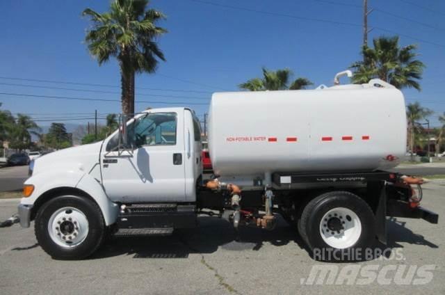 Ford F750 Sleepwagens