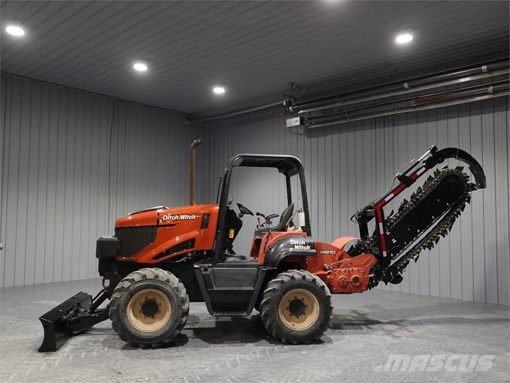 Ditch Witch RT100 Sleuvengravers