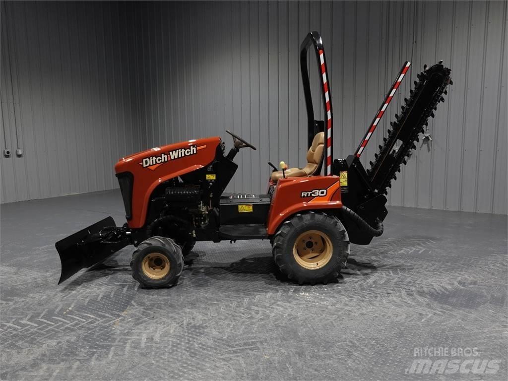 Ditch Witch RT30 Sleuvengravers
