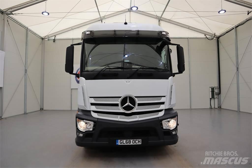 Mercedes-Benz ACTROS 1840 Trekkers
