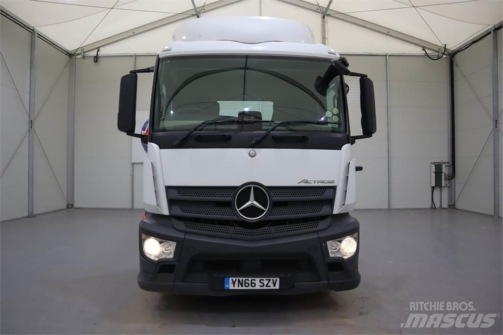 Mercedes-Benz ACTROS 1840 Trekkers