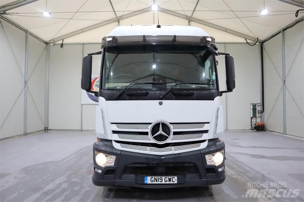 Mercedes-Benz Actros 1840 Trekkers