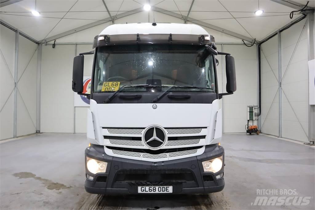 Mercedes-Benz Actros 1840 Trekkers