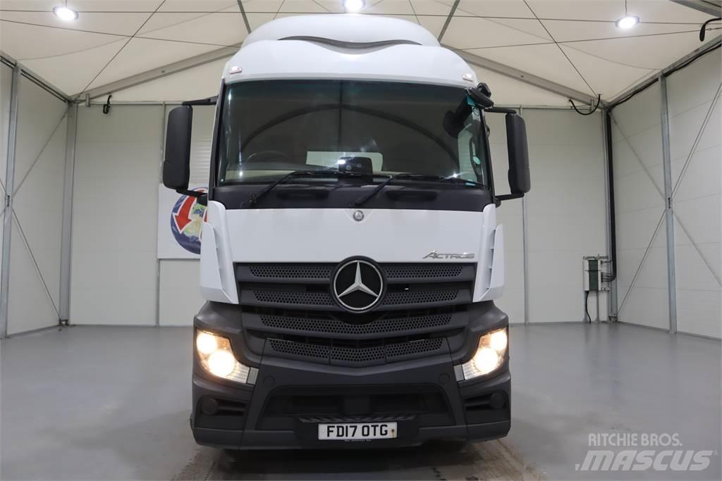 Mercedes-Benz ACTROS 1840 Trekkers