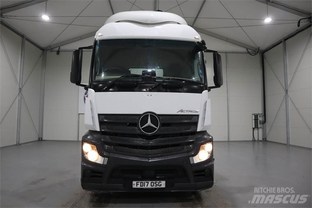 Mercedes-Benz ACTROS 1840 Trekkers