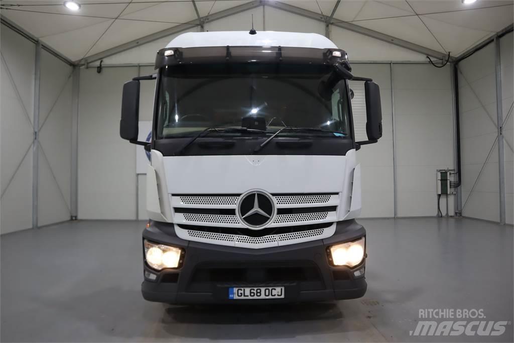 Mercedes-Benz ACTROS 1840 Trekkers