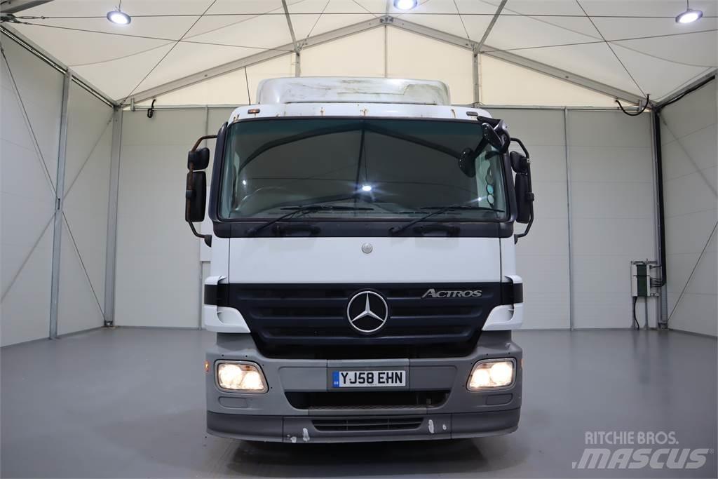 Mercedes-Benz ACTROS 1841 Trekkers