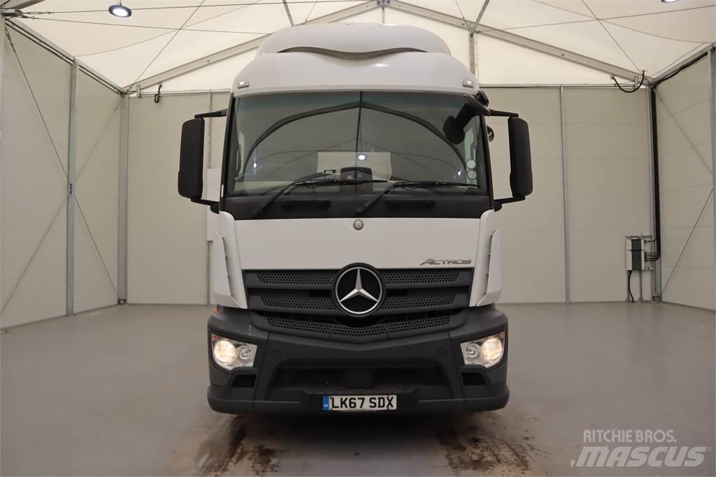 Mercedes-Benz ACTROS 1843 Trekkers