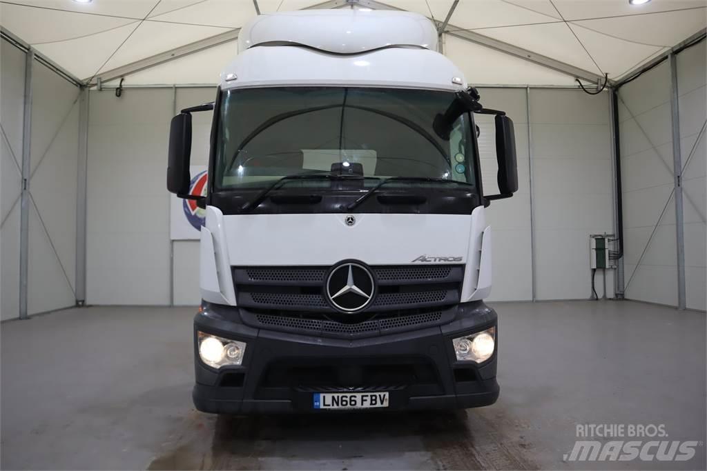 Mercedes-Benz ACTROS 1843 Trekkers