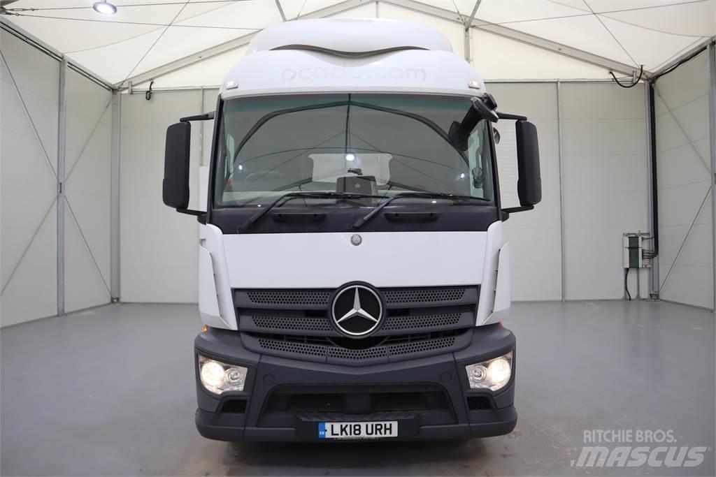 Mercedes-Benz Actros 1843 Trekkers