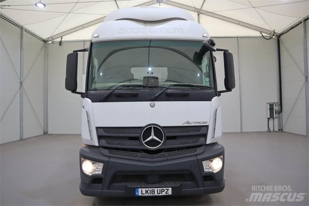 Mercedes-Benz Actros 1843 Trekkers