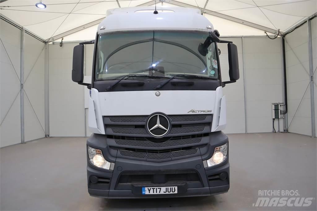 Mercedes-Benz Actros 1843 Trekkers