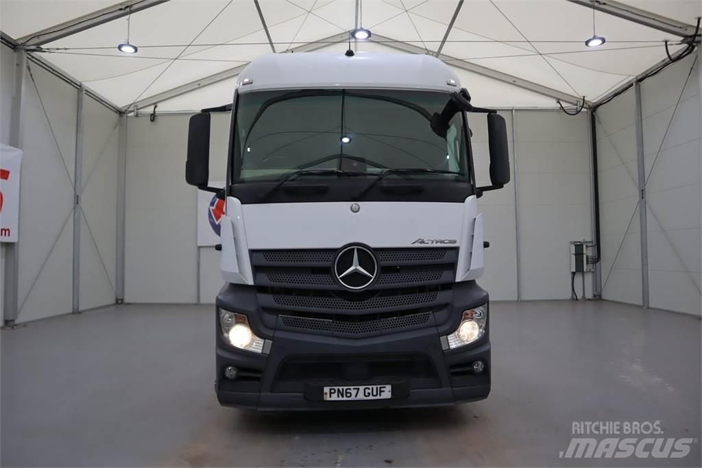 Mercedes-Benz ACTROS 1846 Trekkers