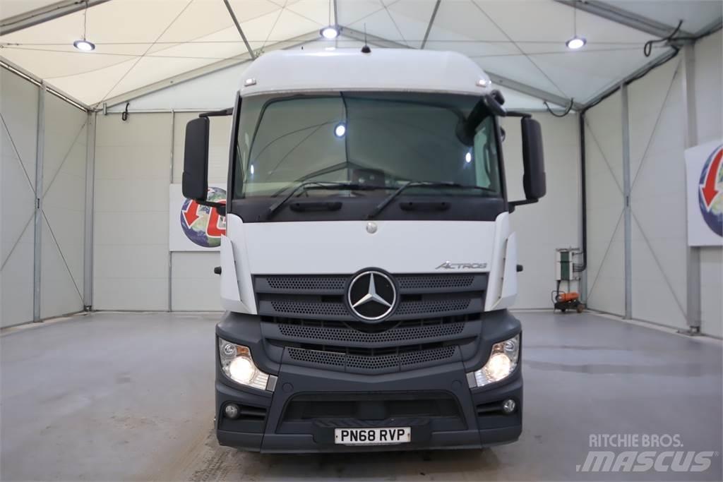 Mercedes-Benz ACTROS 1846 Trekkers
