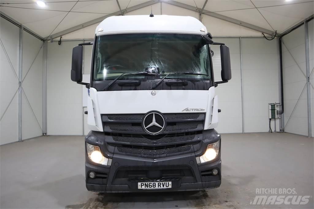 Mercedes-Benz ACTROS 1846 Trekkers