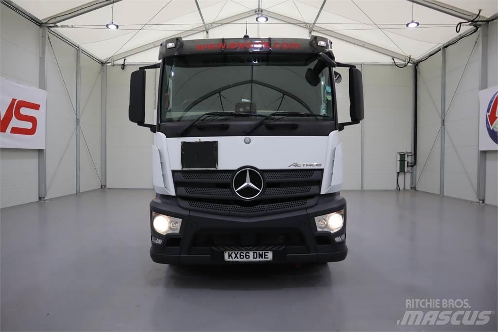 Mercedes-Benz ACTROS 2443 Trekkers