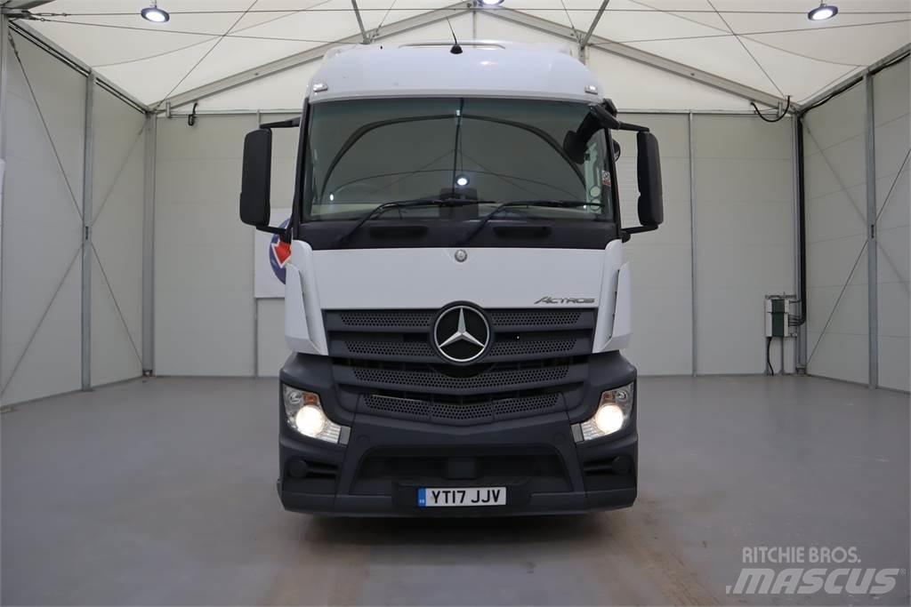 Mercedes-Benz ACTROS 2543 Trekkers