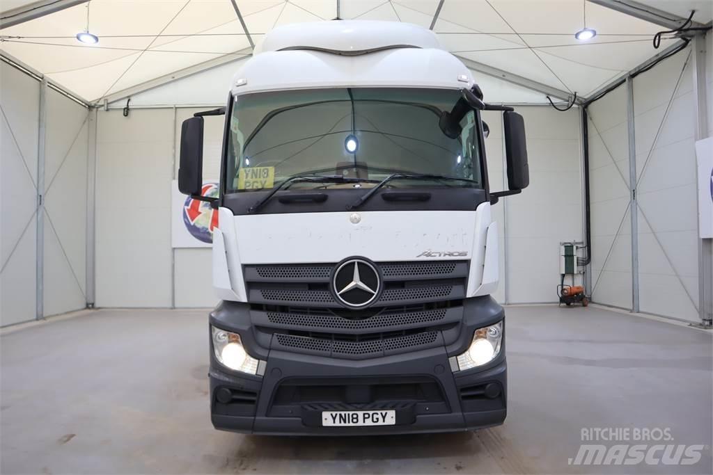 Mercedes-Benz Actros 2543 Trekkers