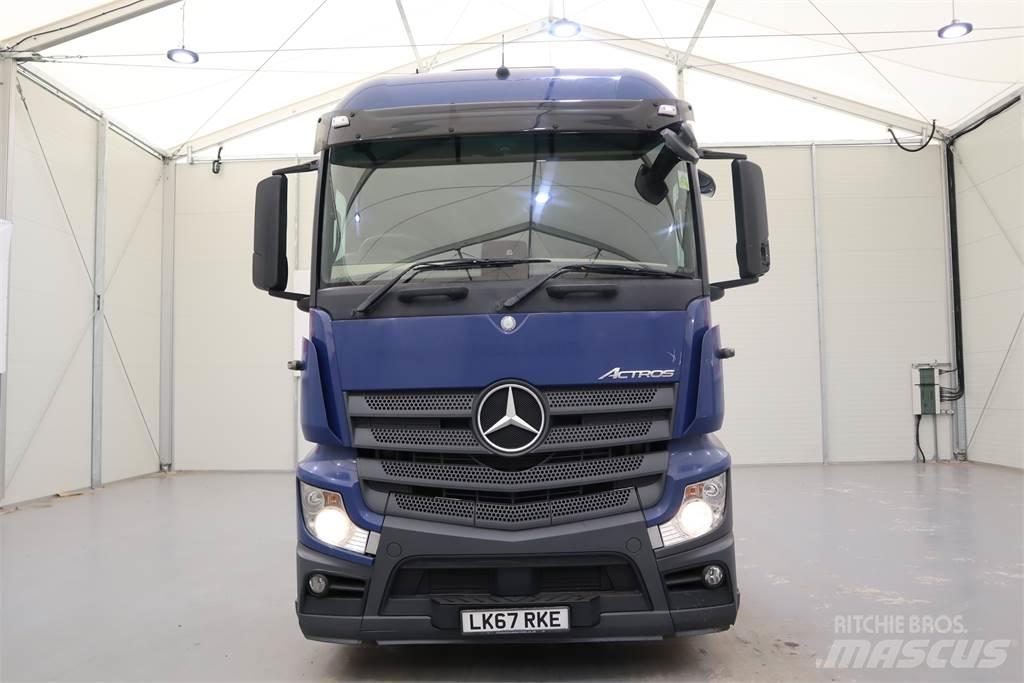 Mercedes-Benz Actros 2543 Trekkers