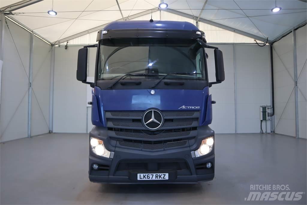 Mercedes-Benz ACTROS 2543 Trekkers
