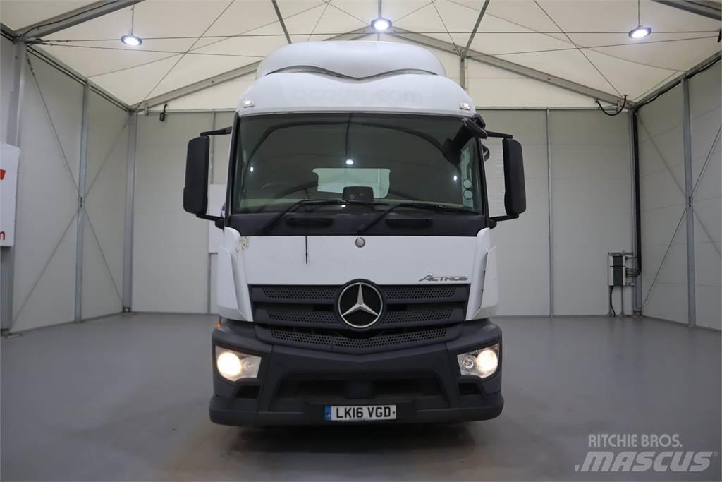 Mercedes-Benz ACTROS 2543 Trekkers