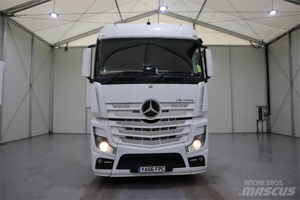 Mercedes-Benz ACTROS 2545 Trekkers