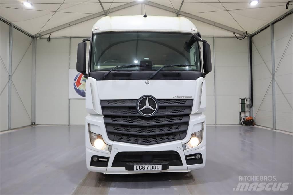 Mercedes-Benz Actros 2545 Trekkers