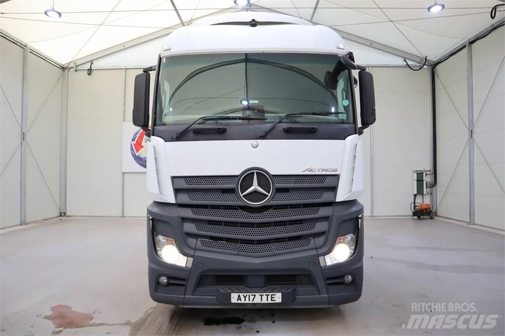 Mercedes-Benz Actros 2545 Trekkers