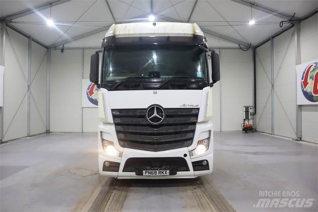 Mercedes-Benz Actros 2545 Trekkers