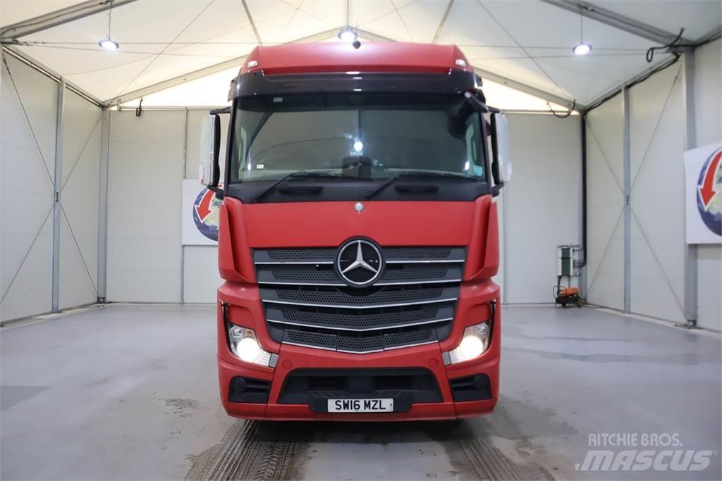 Mercedes-Benz Actros 2545 Trekkers