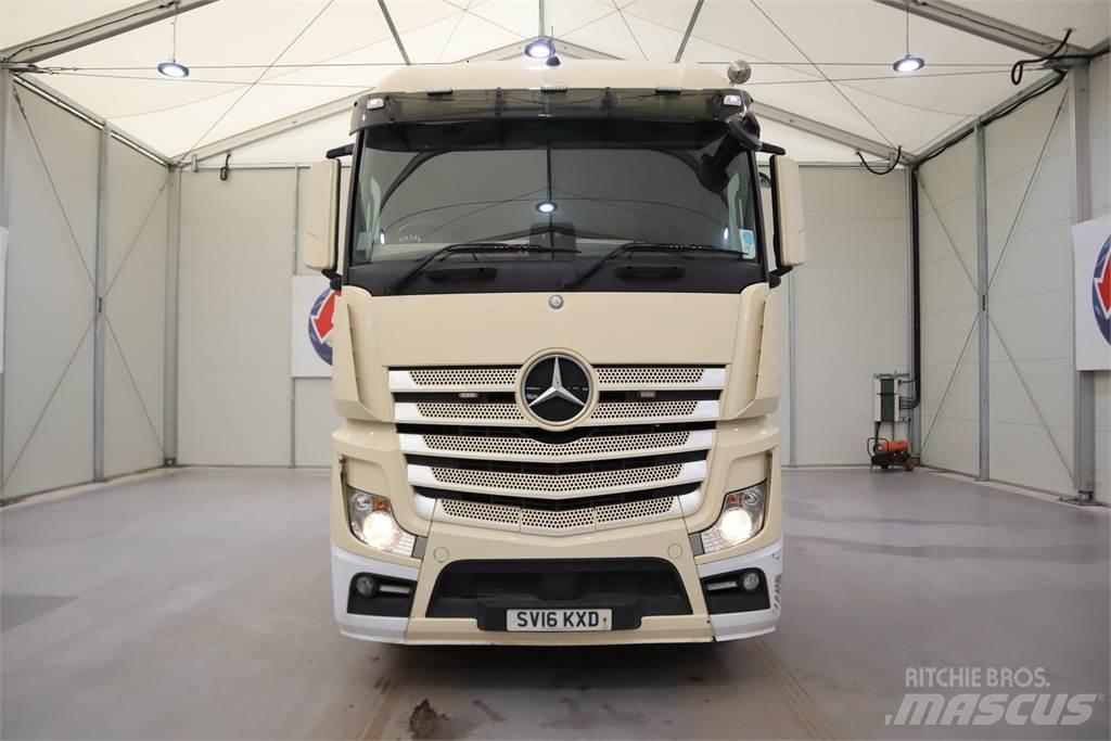 Mercedes-Benz Actros 2545 Trekkers