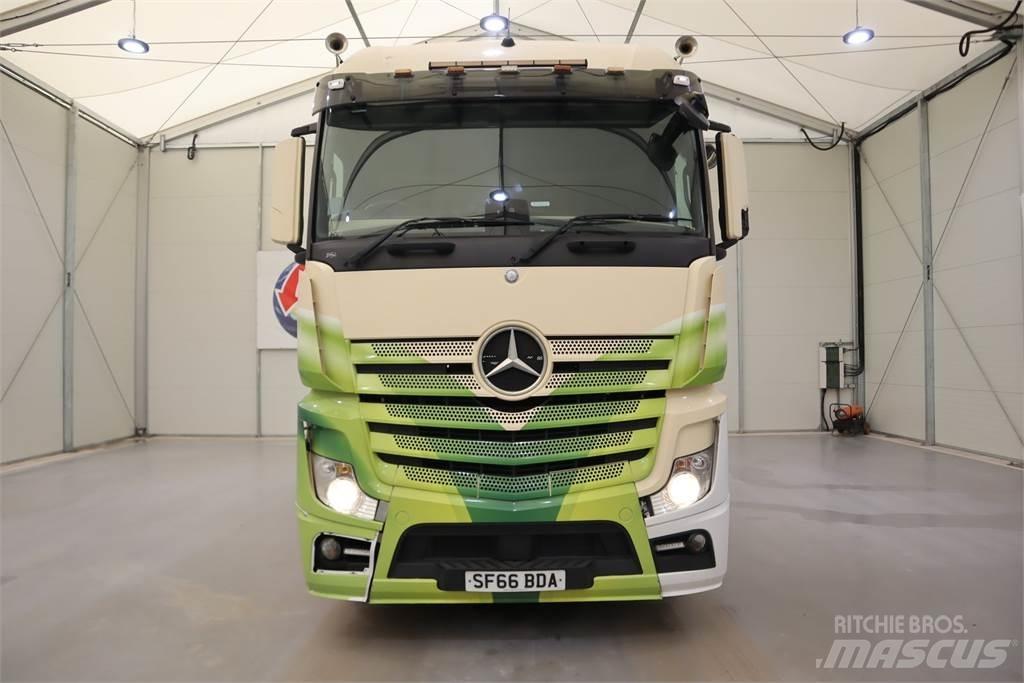 Mercedes-Benz Actros 2545 Trekkers
