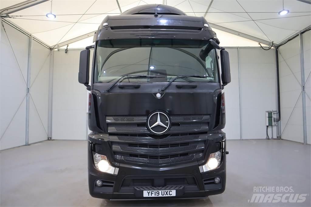 Mercedes-Benz Actros 2545 Trekkers