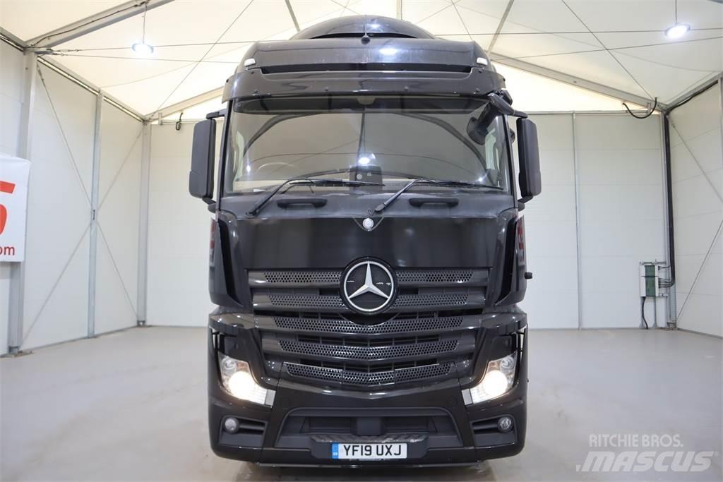 Mercedes-Benz Actros 2545 Trekkers
