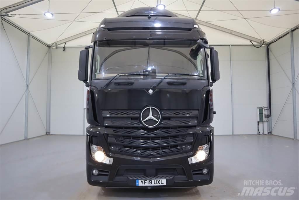 Mercedes-Benz Actros 2545 Trekkers