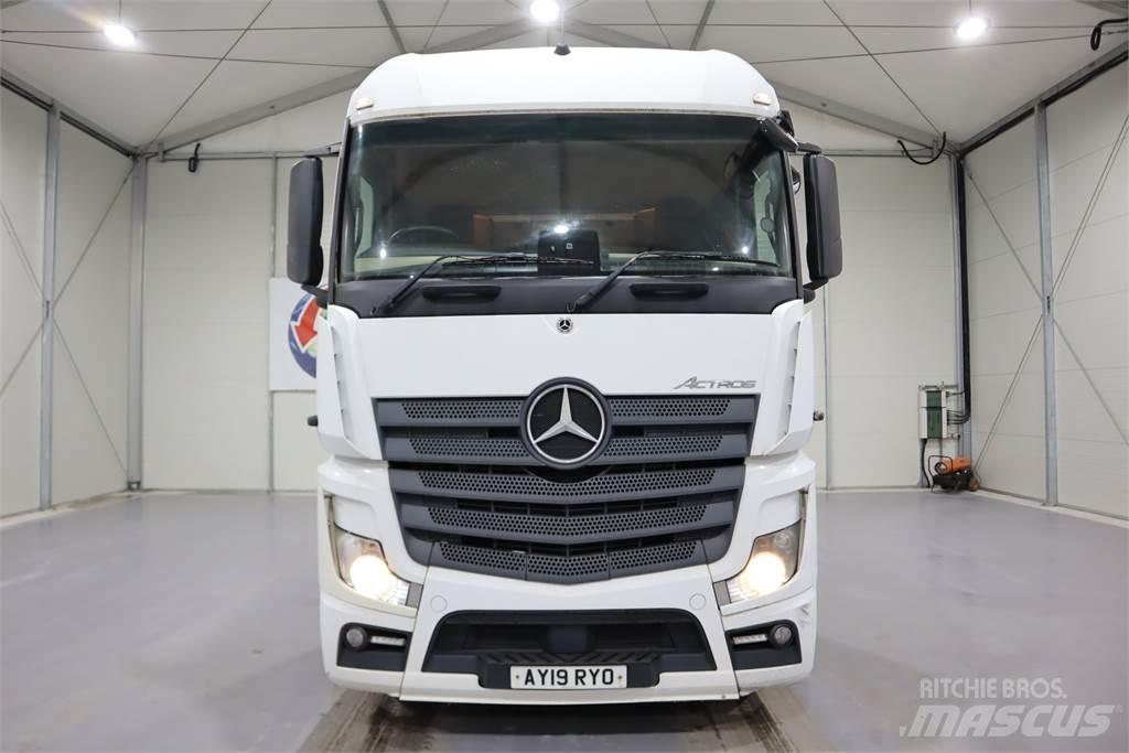 Mercedes-Benz Actros 2545 Trekkers