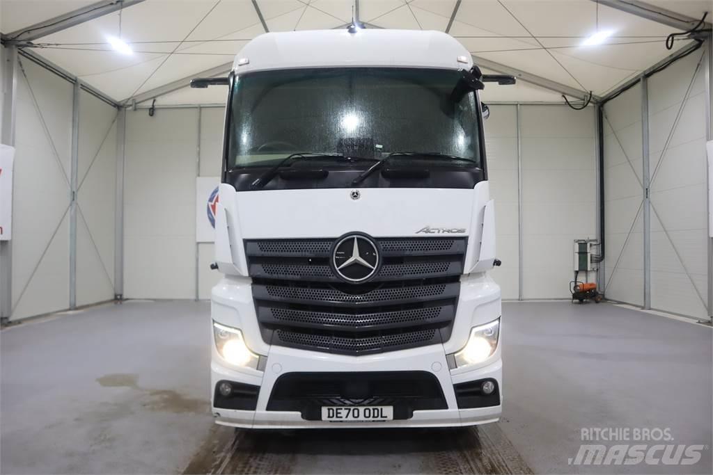 Mercedes-Benz Actros 2545 Trekkers