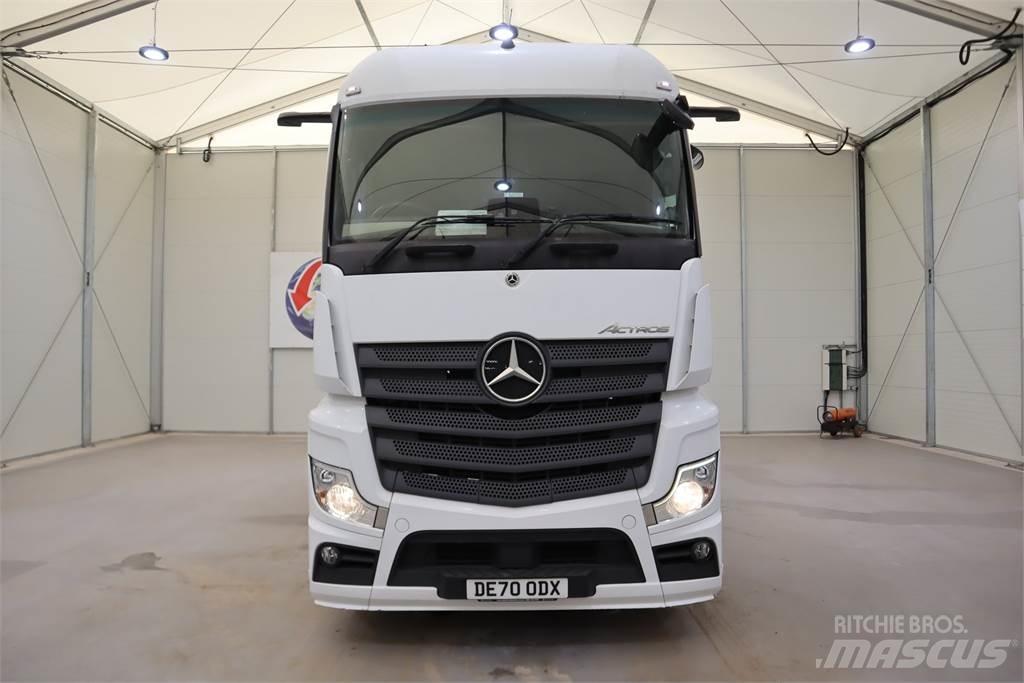 Mercedes-Benz Actros 2545 Trekkers