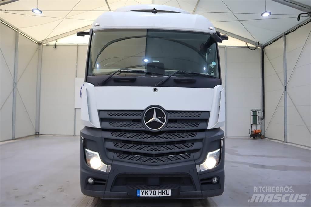 Mercedes-Benz Actros 2545 Trekkers