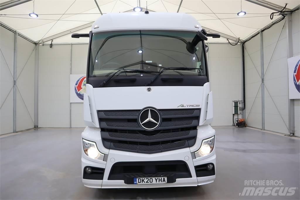 Mercedes-Benz Actros 2545 Trekkers