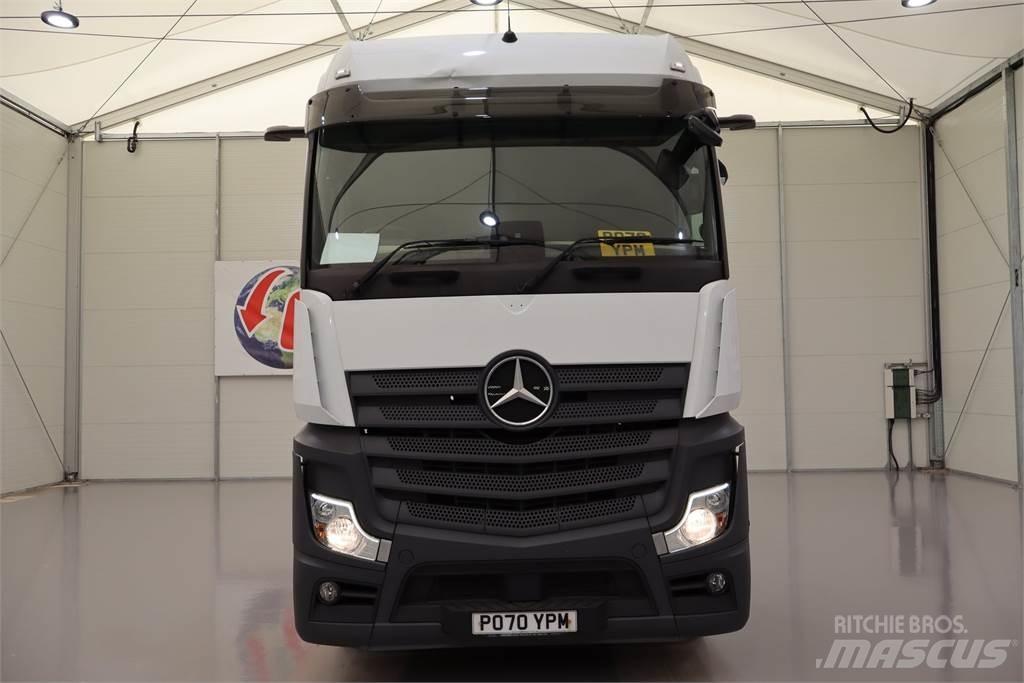 Mercedes-Benz Actros 2545 Trekkers