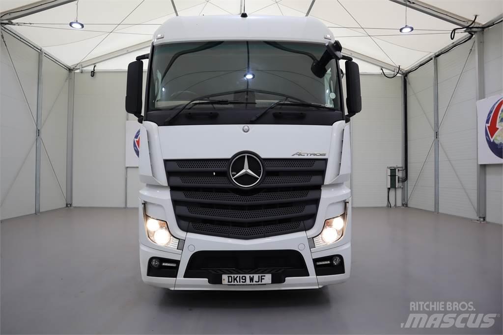 Mercedes-Benz ACTROS 2545 Trekkers