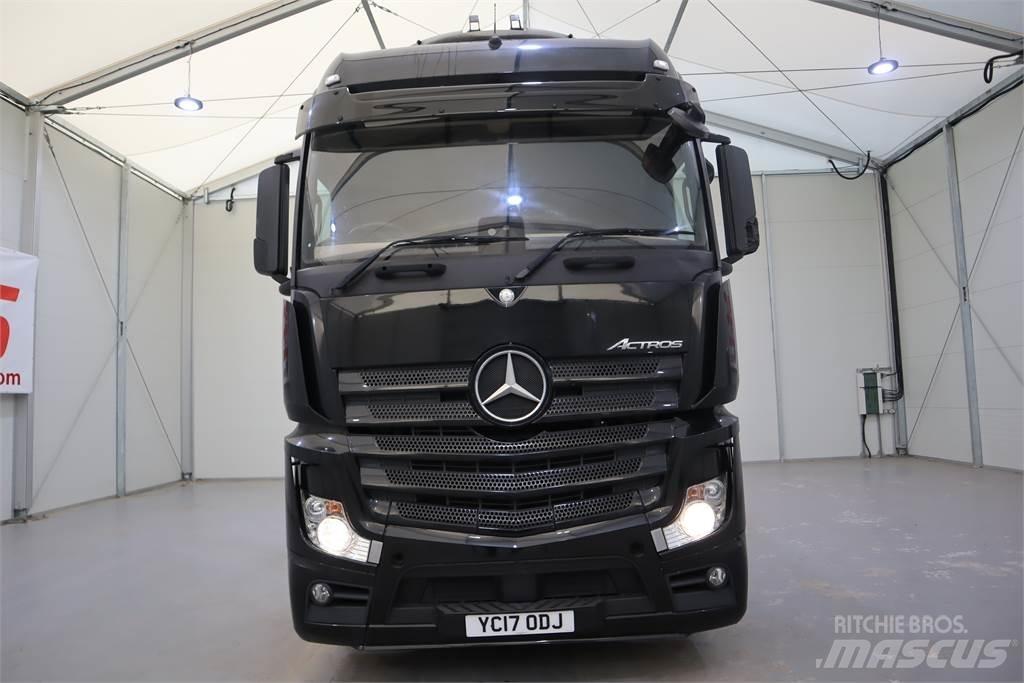Mercedes-Benz ACTROS 2545 Trekkers